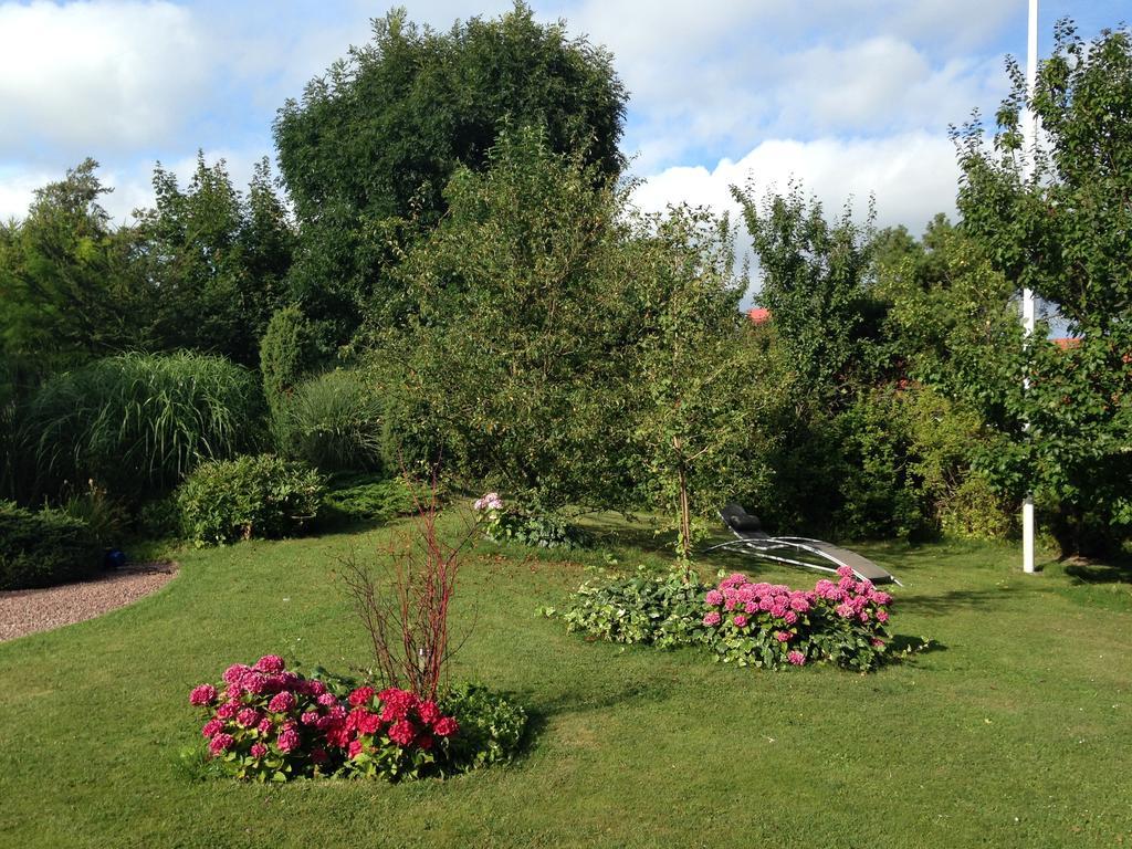 Solrosen I Simrishamn - Oesterlen 外观 照片
